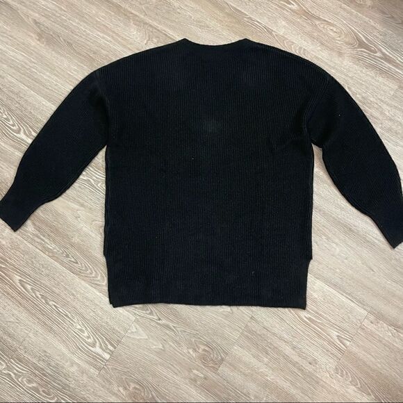 HALOGEN Cozy V-Neck Sweater in Black Oversized Relaxed fit Scoop neck - Picture 4 of 11